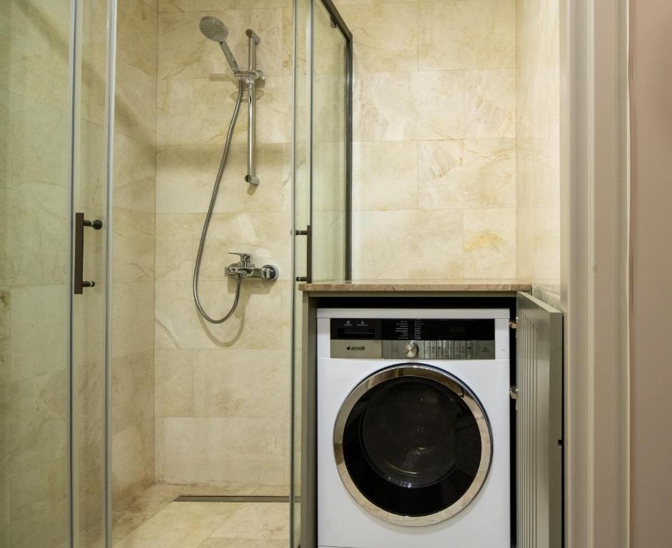 Junior 2 Bedrooms Apartment