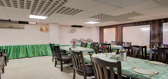 Hotel Marks INN & Banquet, Noida 3