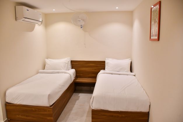 Dhruv Elite and Banquets