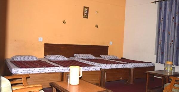 Hotel Bhagwati Palace, Almora 5
