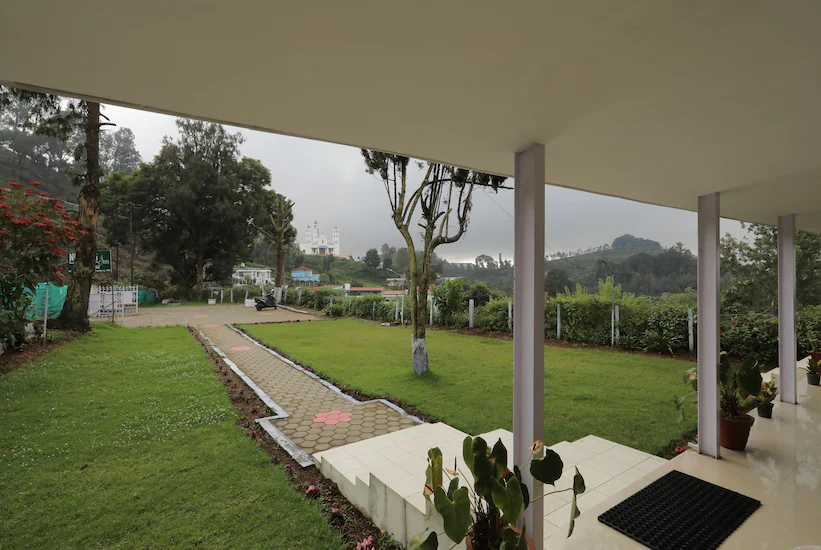 Nilgiris Inn by Lexstays Kotagiri Ooty, Kotagiri 5