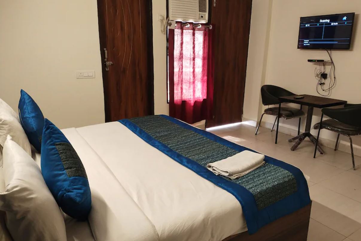 Hotel River Front, New Delhi 5