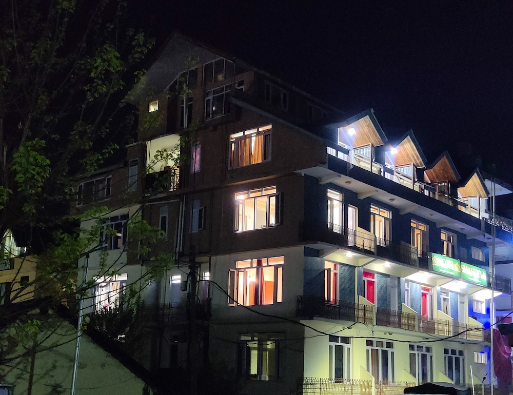 Shhandella near Mall Road, Manali 5