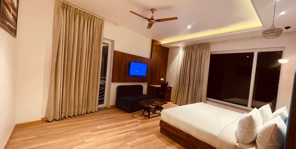 Ark Holiday Inn By DLS Hotels, Dalhousie 5