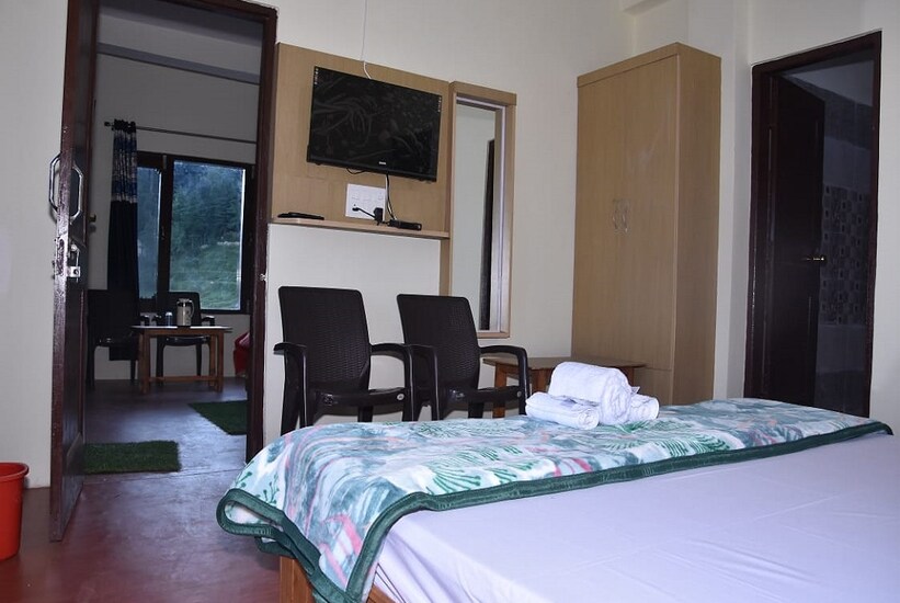 Aayansh Guest House, Dalhousie 3