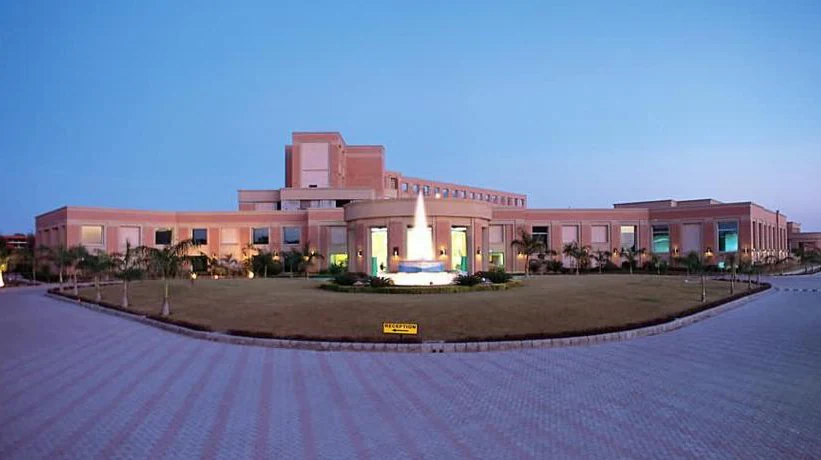 Nirvana Luxury Hotel Ludhiana, Ludhiana 2
