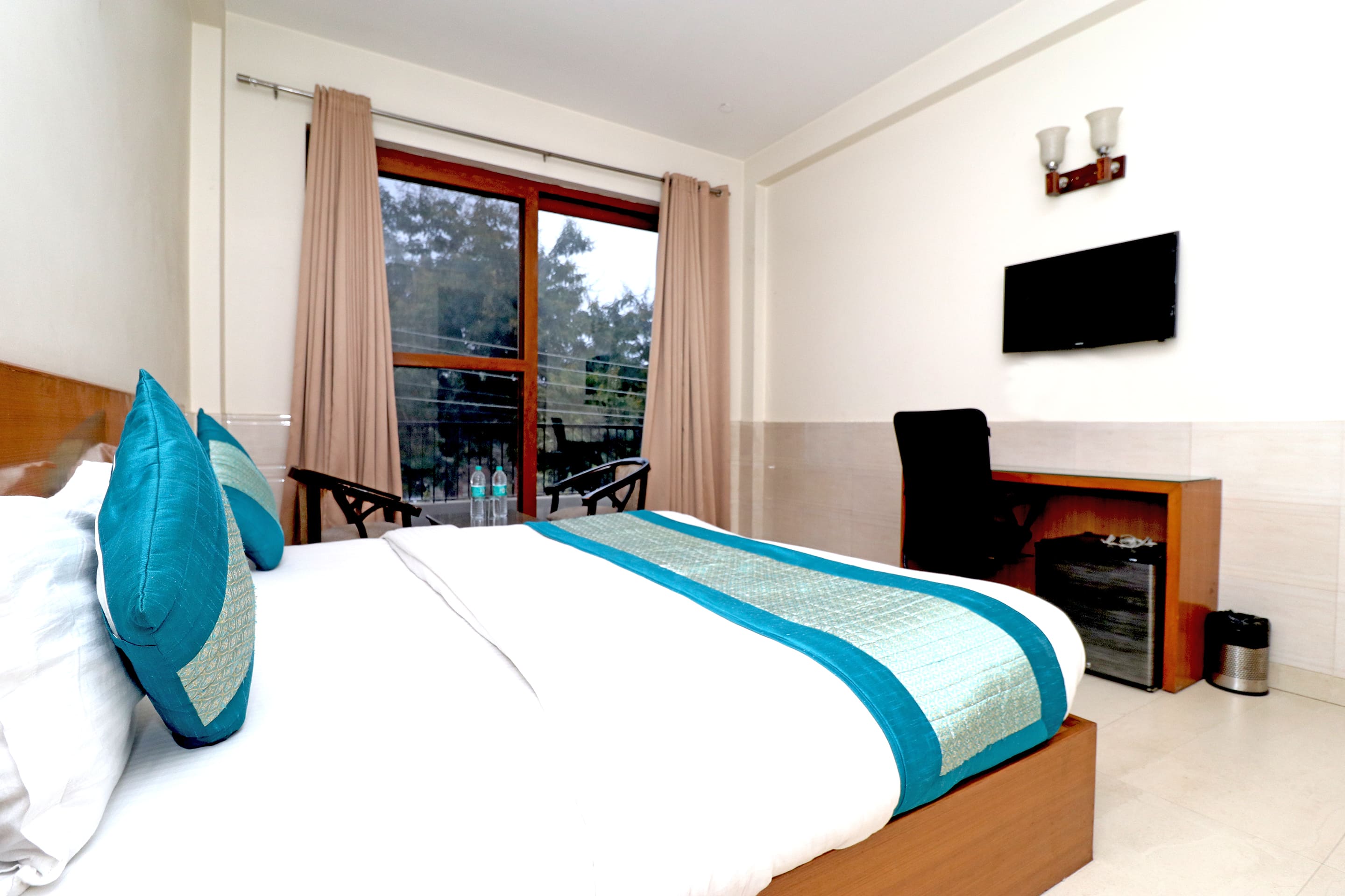 Azure Villa Gurgaon, Gurgaon 4