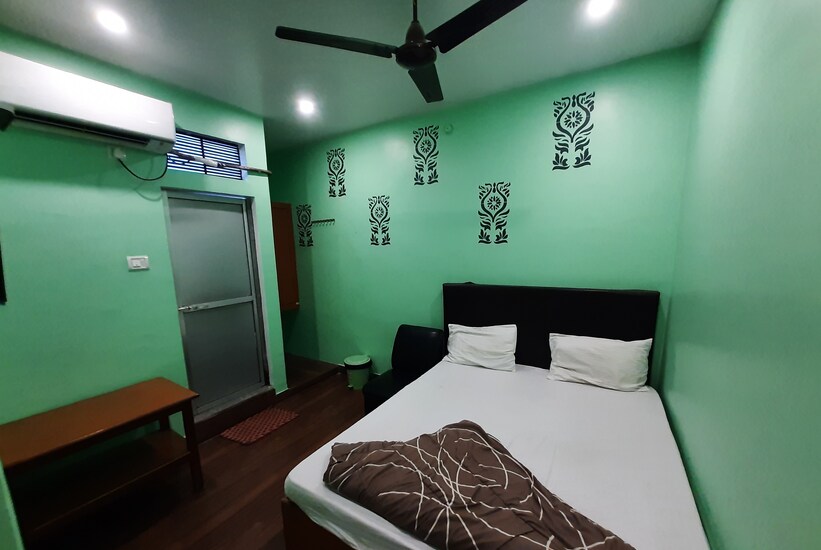Hotel J.J. Residency, Varanasi 4