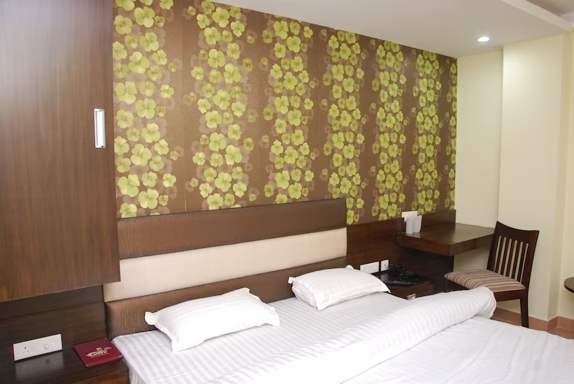 Hotel Crown Royale, Dehradun 5