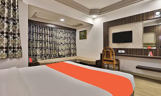 FabExpress Shri Krishna Palace, Ahmedabad 4