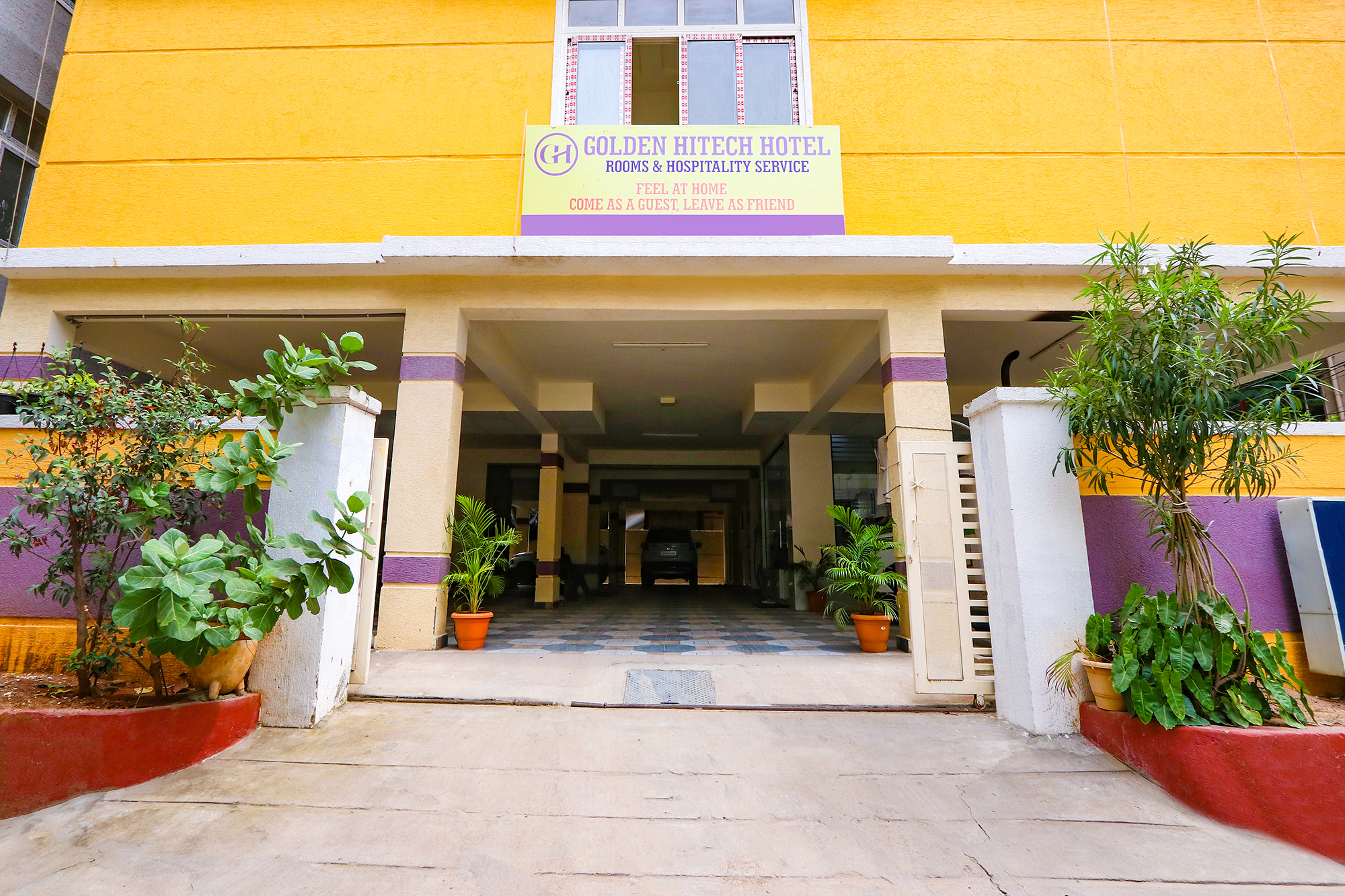 FabHotel Golden Hitech, Hyderabad