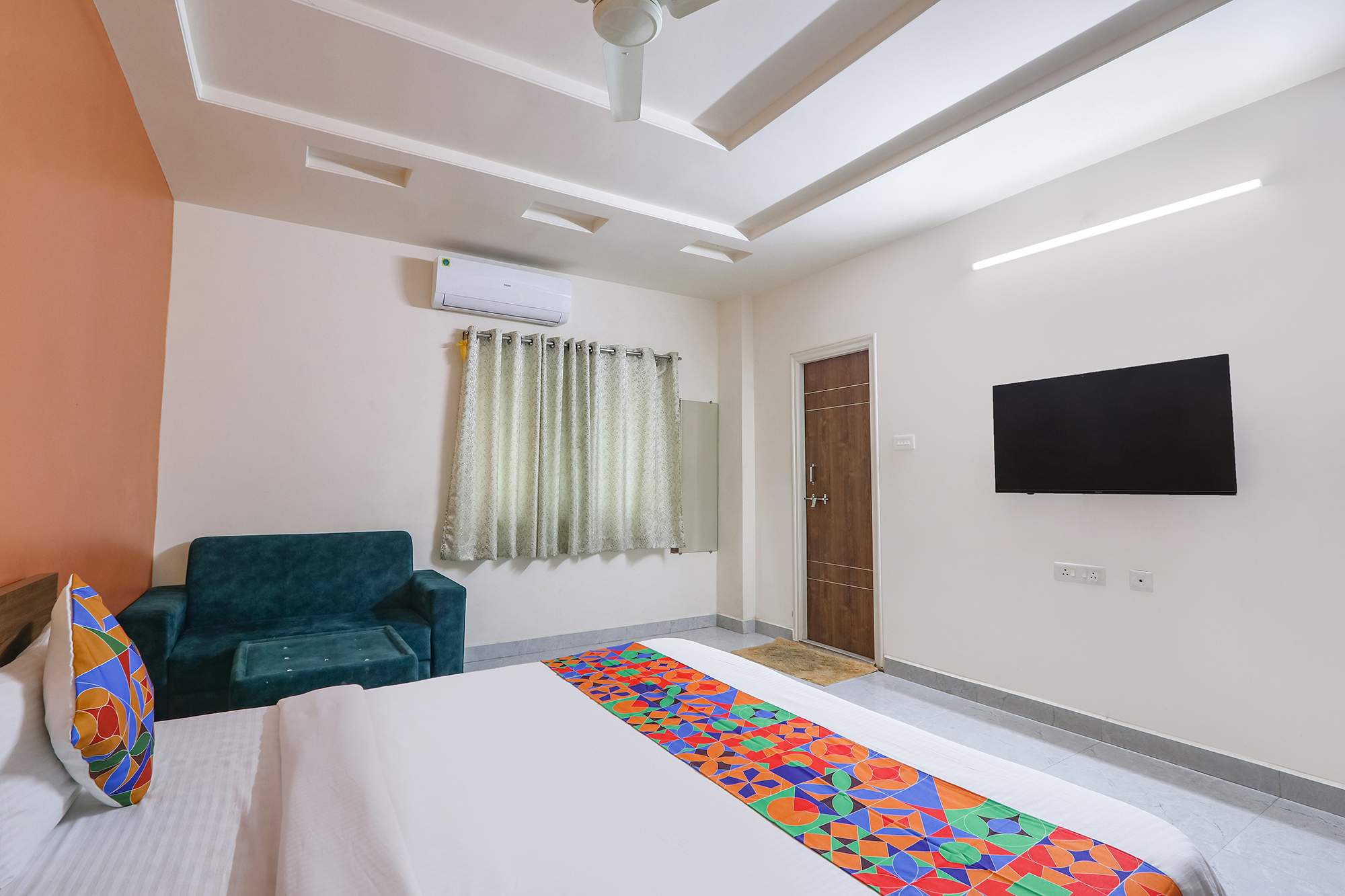 FabHotel Golden Hitech - Hotel in Madhapur, Hyderabad, Hyderabad