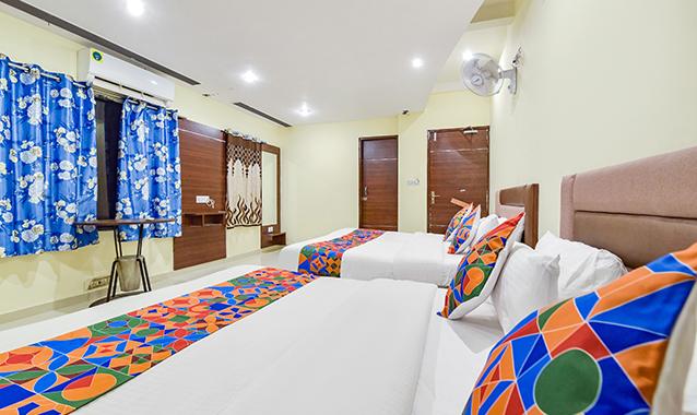 FabExpress Poonam Palace, Ahmedabad 3