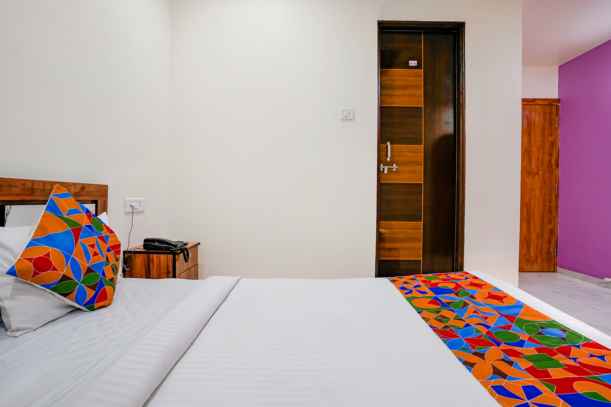 FabExpress Chaitanya Inn, Pune 5