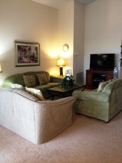 4 Bedroom Budget - Private Pool Home