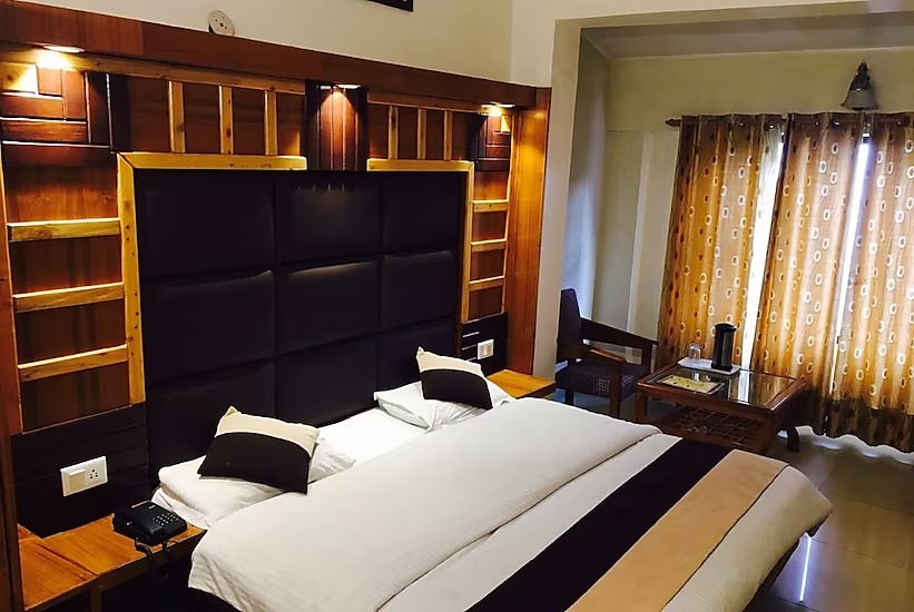 Hotel Kahkashan, Mussoorie 2