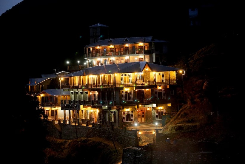 Ashoka's Naini Chalet Resort, Pangot 3