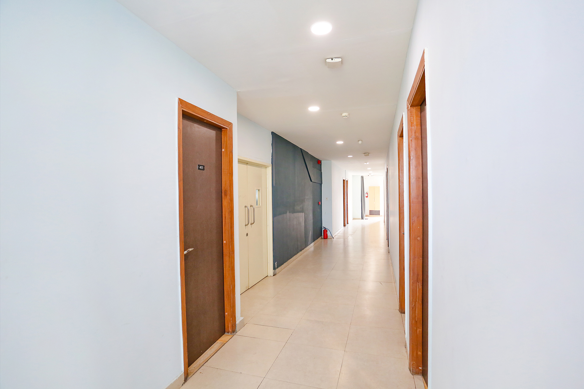 FabHotel F9 Peeragarhi, New Delhi 5