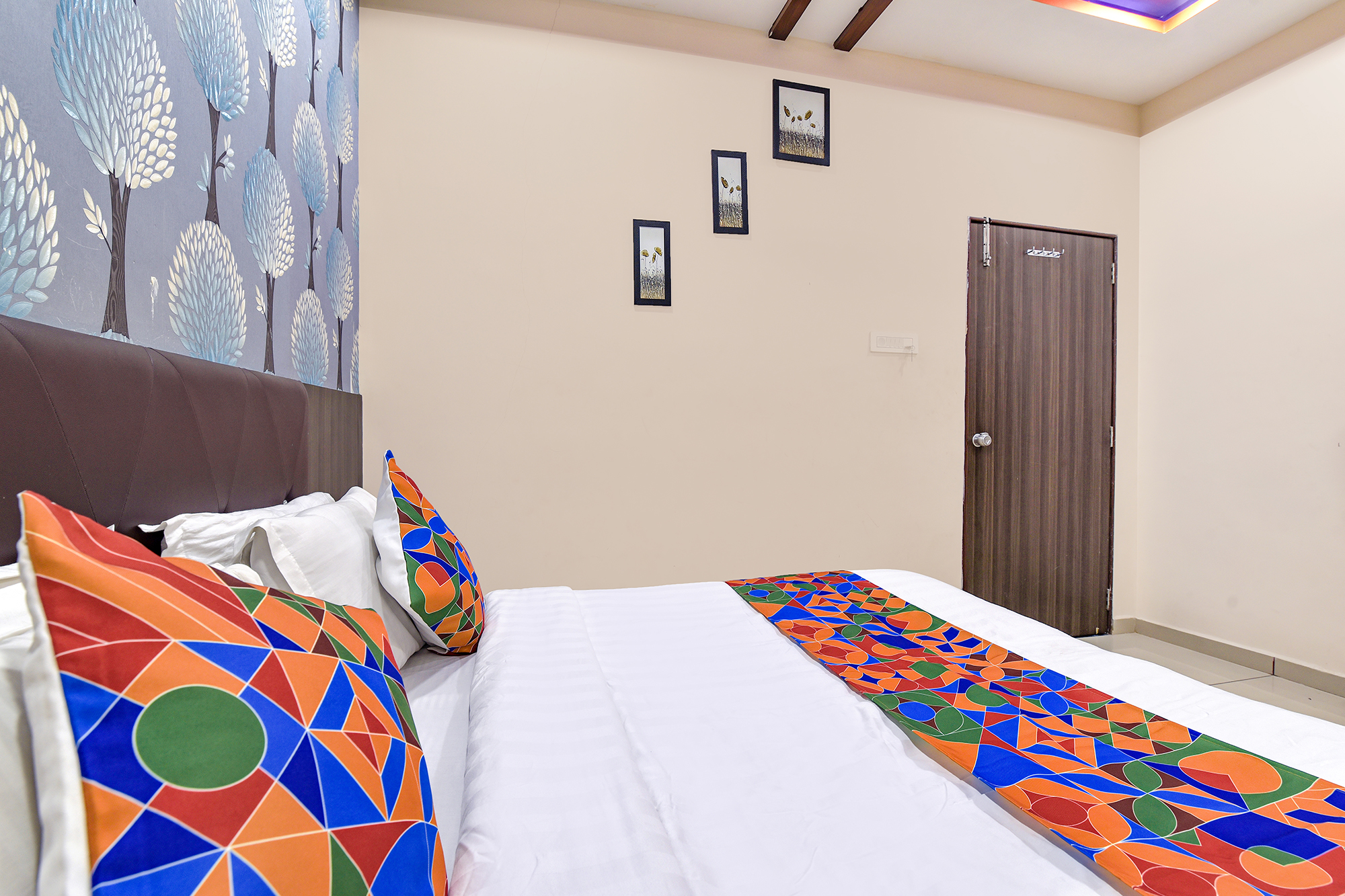 FabHotel Shiv Residency, Vadodara 2
