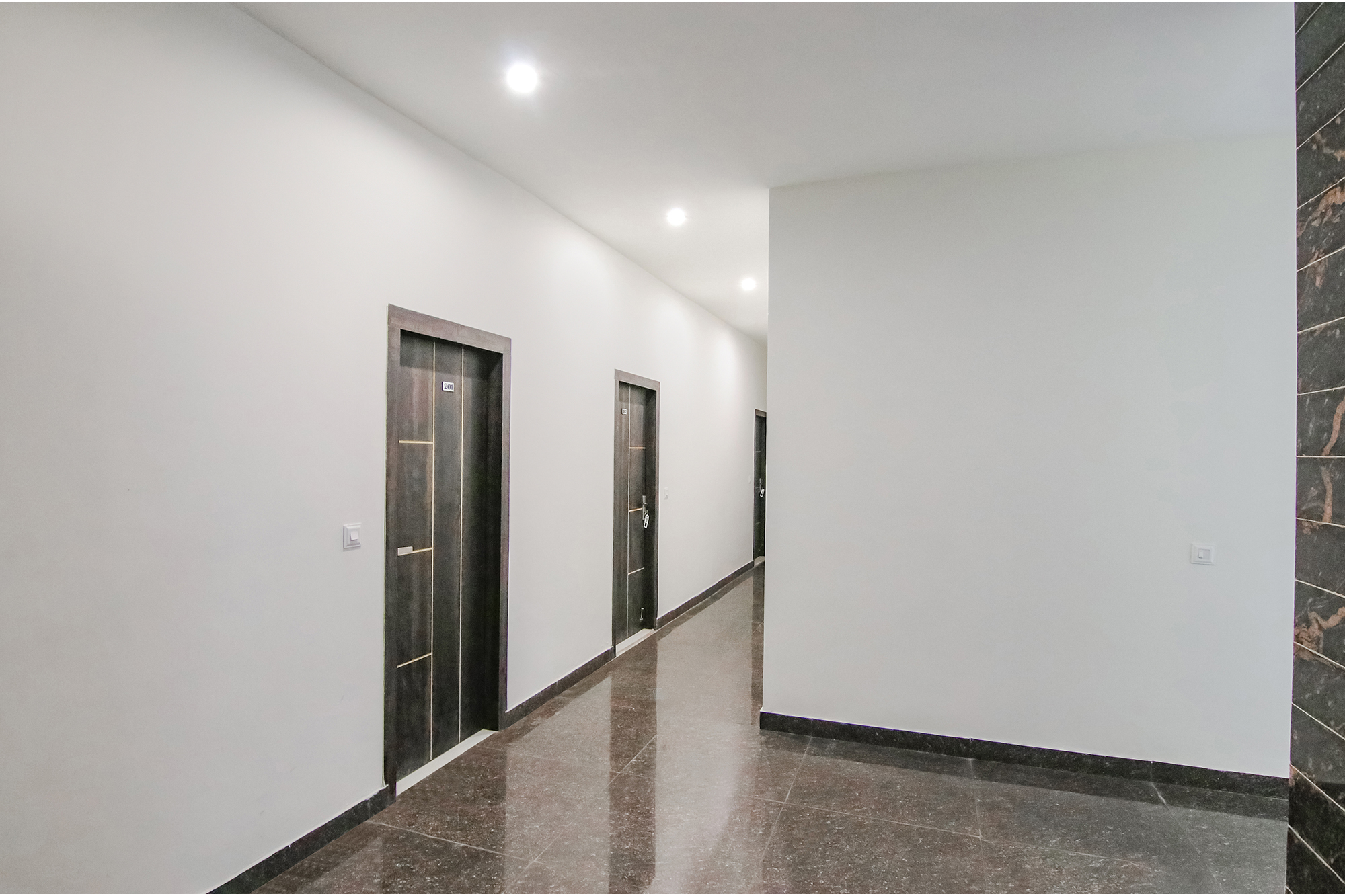 FabHotel GK Prive, Mohali 5