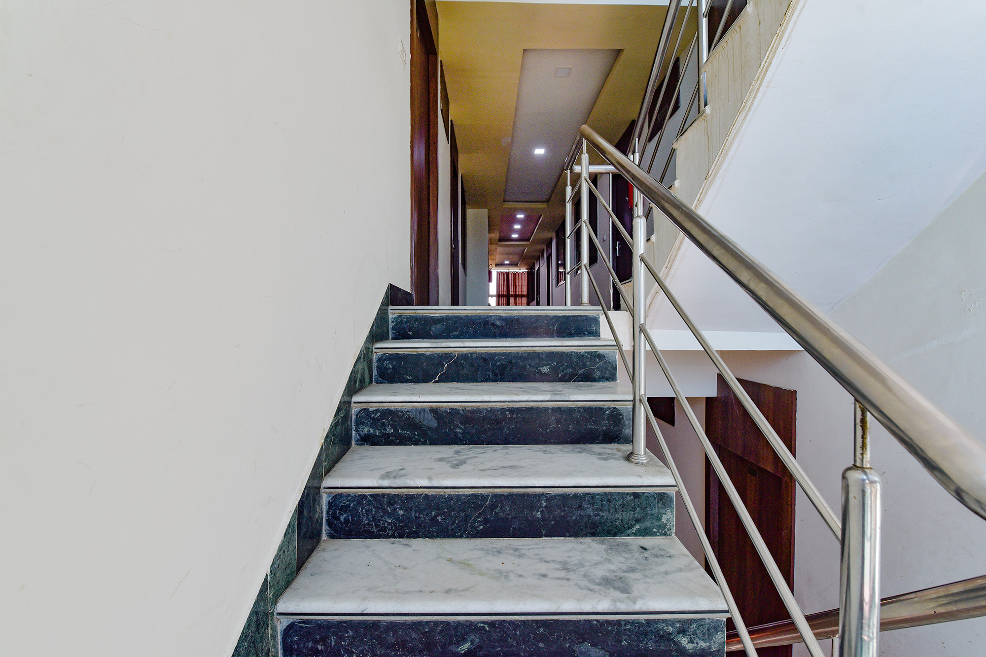 FabHotel The Sunrise, Udaipur 5