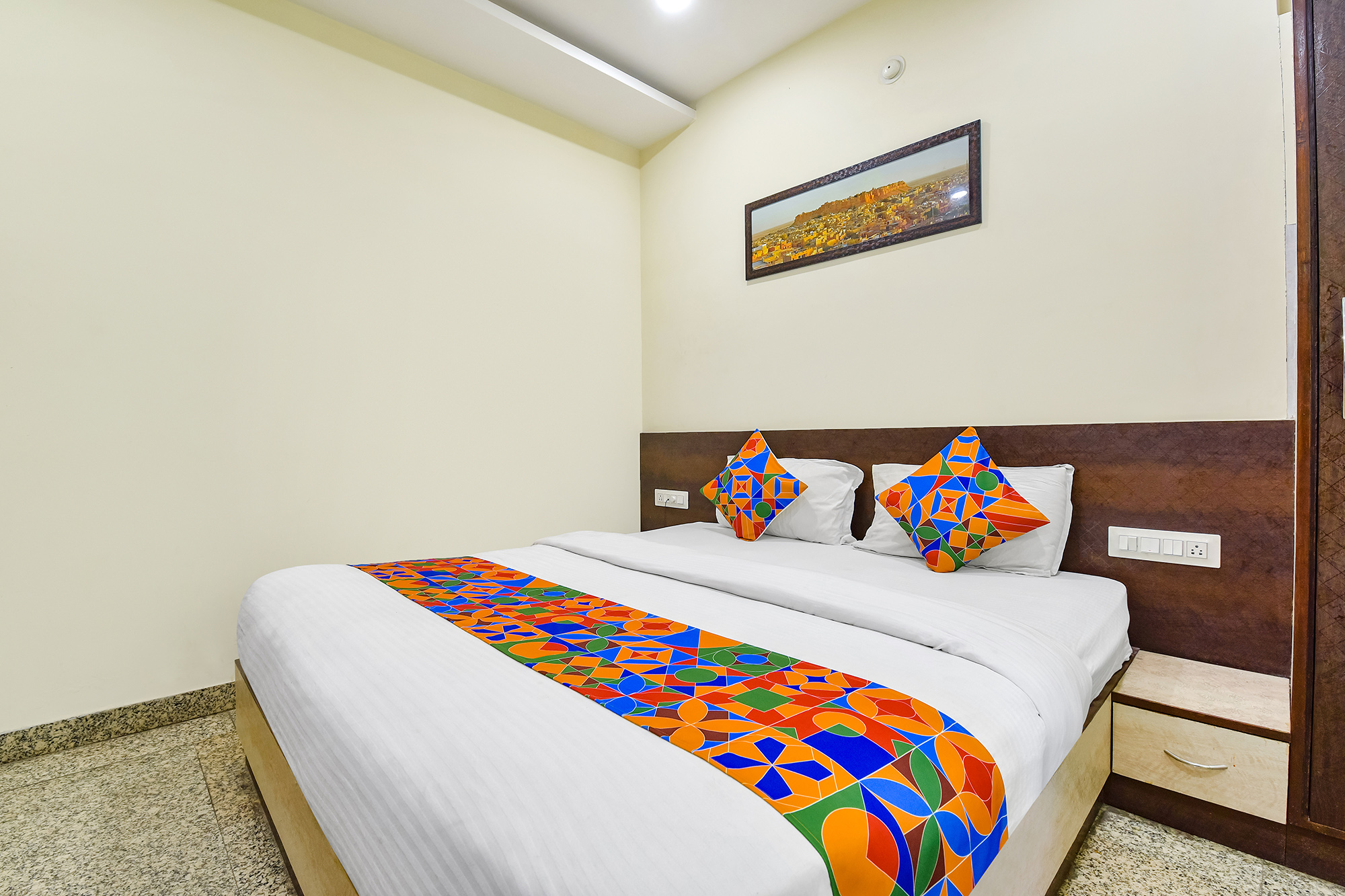 FabHotel Vardan Villa