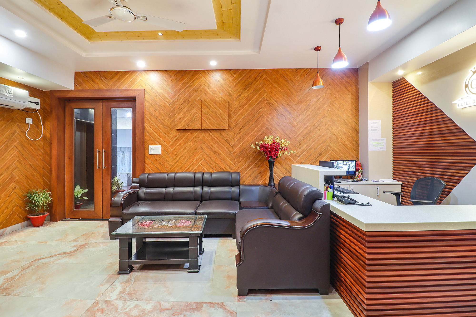 FabHotel Grand Arya, Patna 5