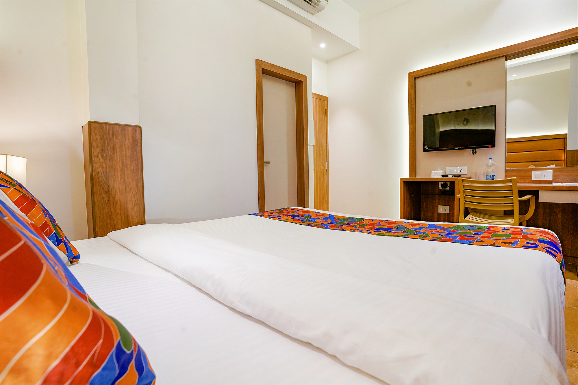 FabHotel Prime Landmark Aura, Mumbai 2