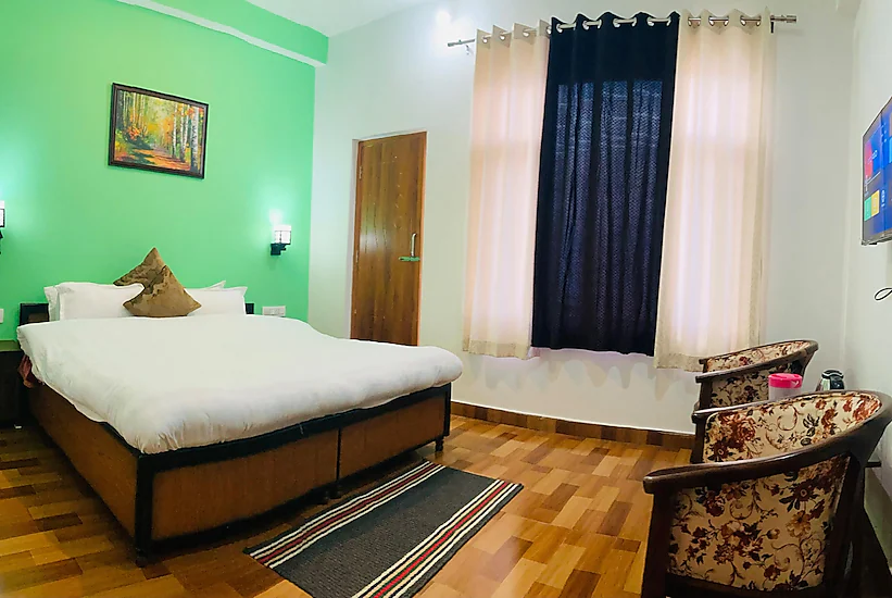 Hotel Snow Crest Residency, Manali 2