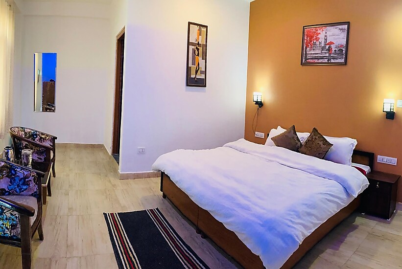 Hotel Snow Crest Residency, Manali 5