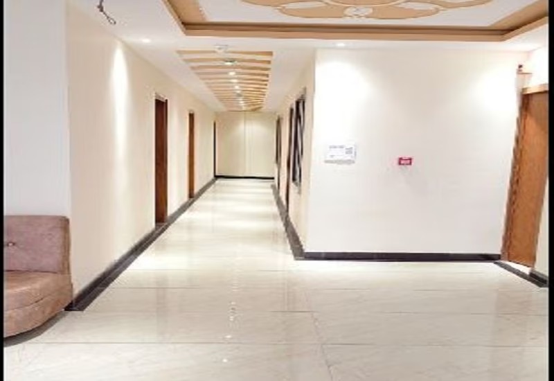 Hotel Kristal Inn, Bareilly 4