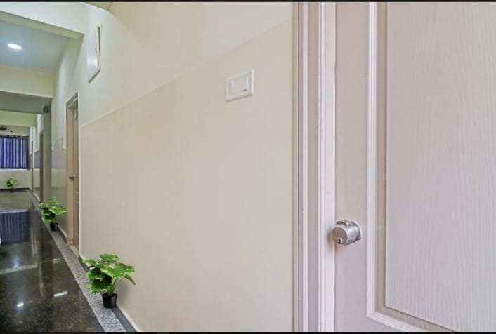 iROOMZ MSR Guest Rooms