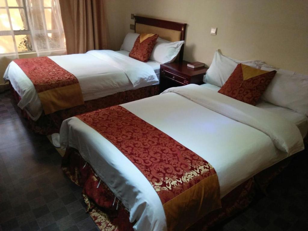 Falcon Heights Hotel gallery