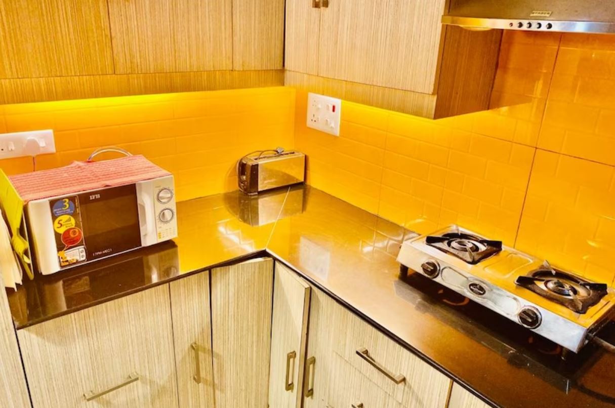 2Bhk Fortune HomeL-96A Saket Near Max, New Delhi 2