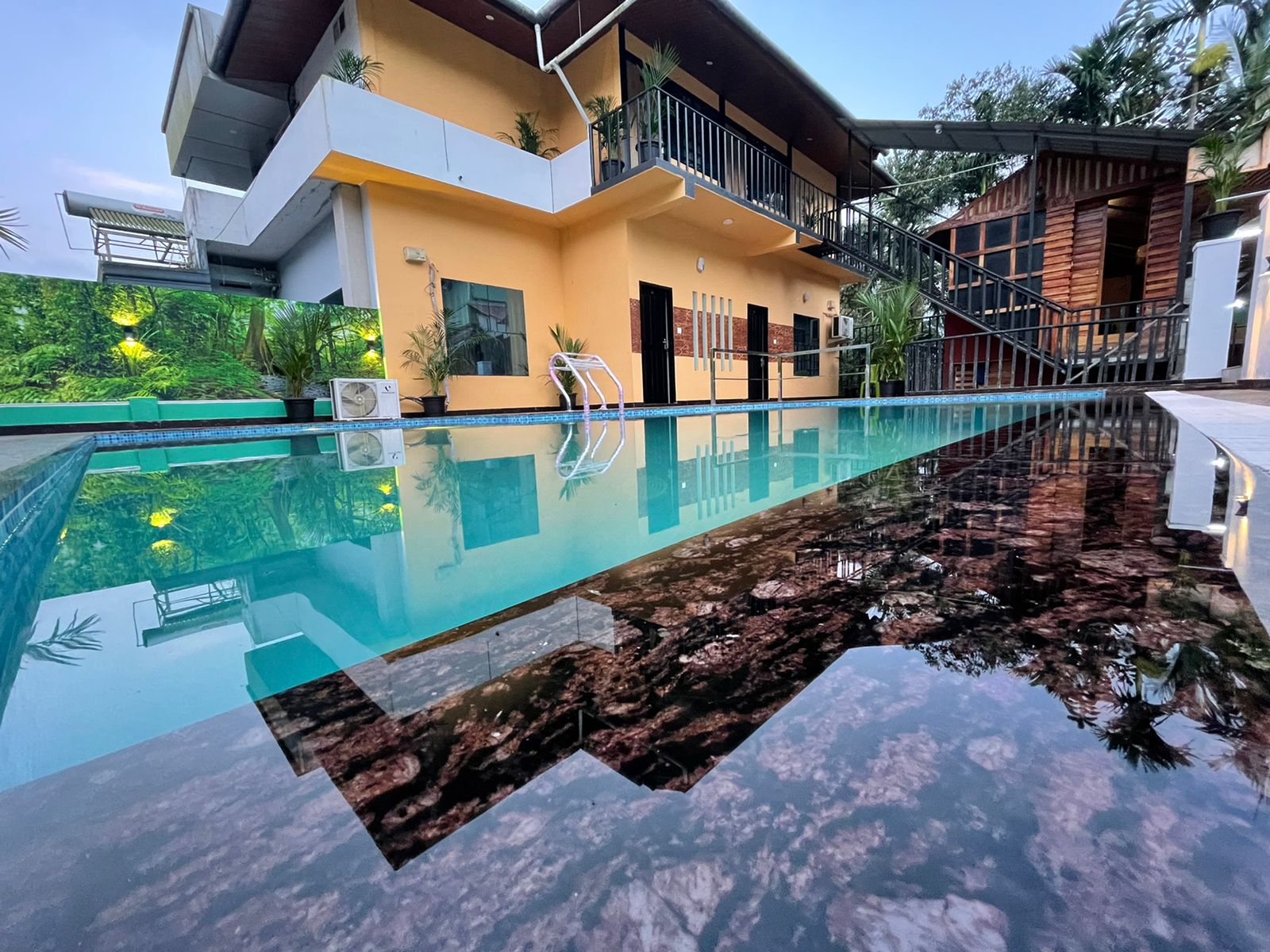 Avalley Villa