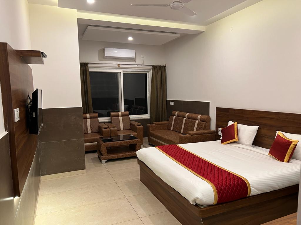 Hotel Royal Comforts, Bangalore 5