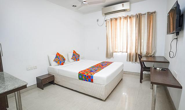 FabExpress KB Residency OMR, Chennai 4