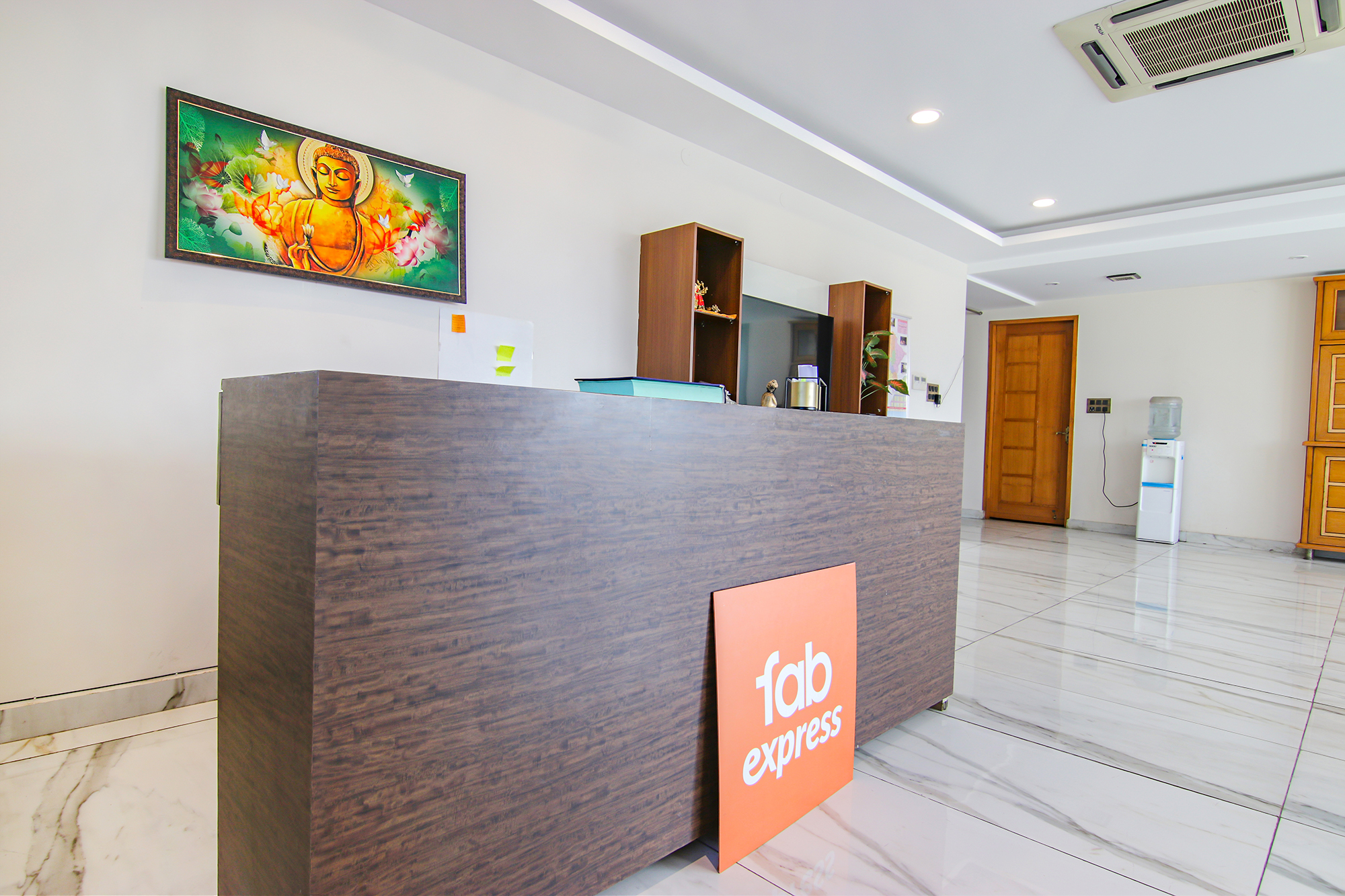 FabExpress Shri Guest House, Dehradun 3