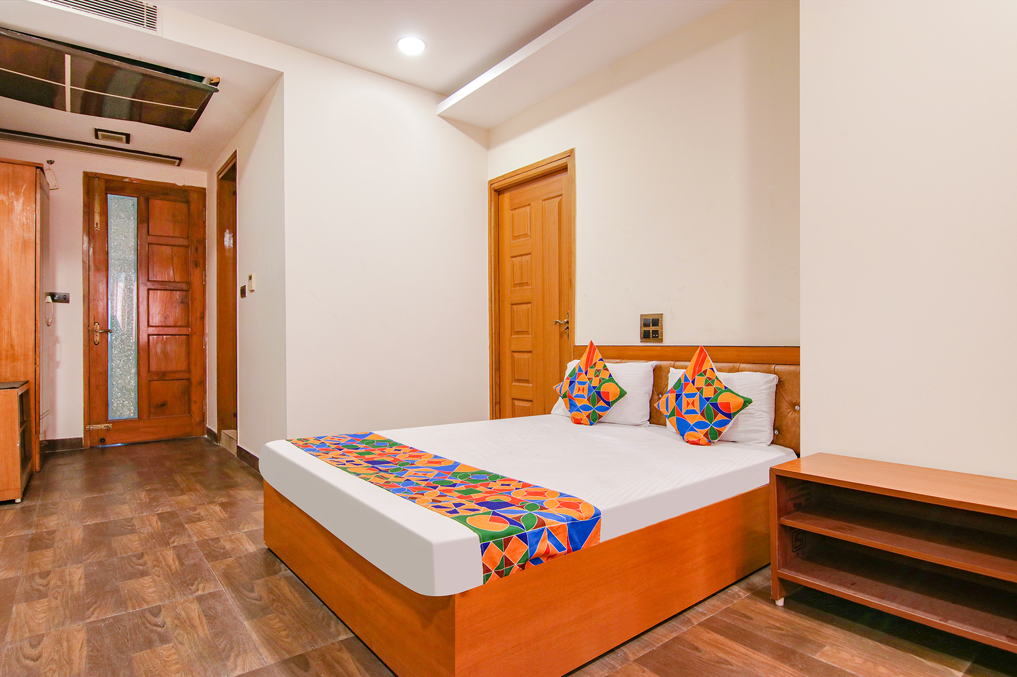 FabExpress Shri Guest House, Dehradun 5