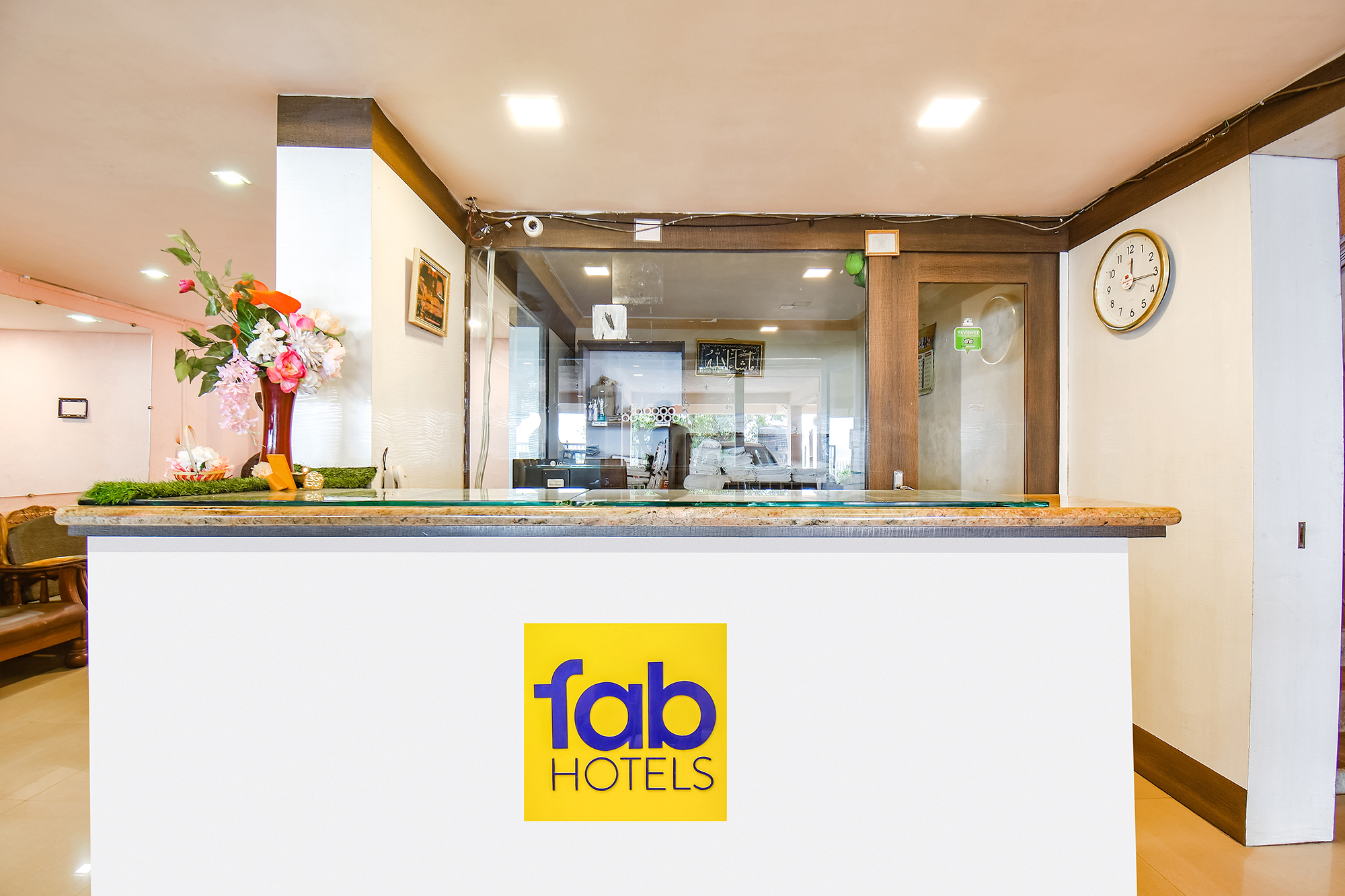 FabHotel Bright Holidays, Mahabaleshwar 2