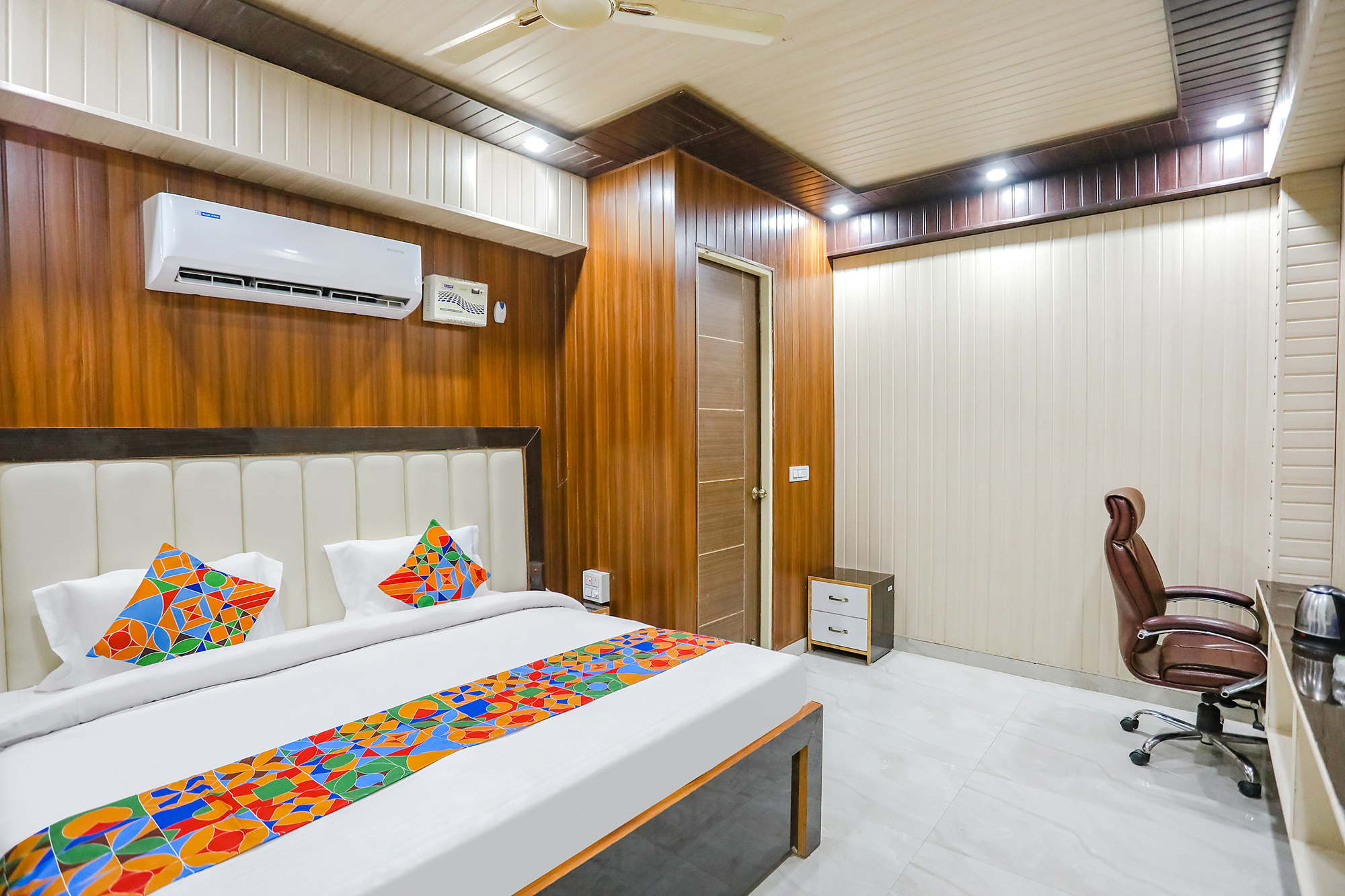 FabHotel JMS Residency, Dehradun 2
