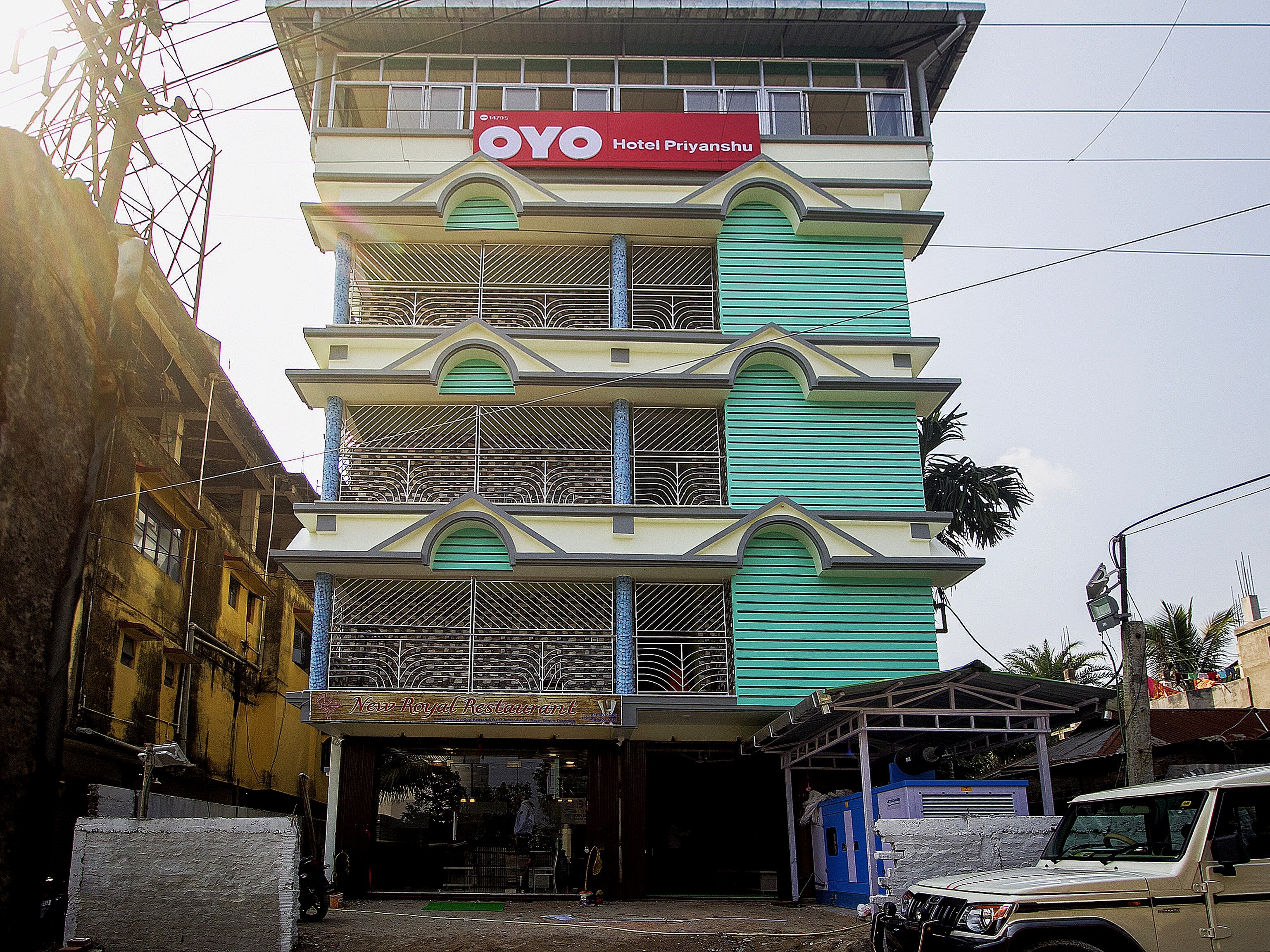 OYO 14795 Hotel Priyanshu, Siliguri 5