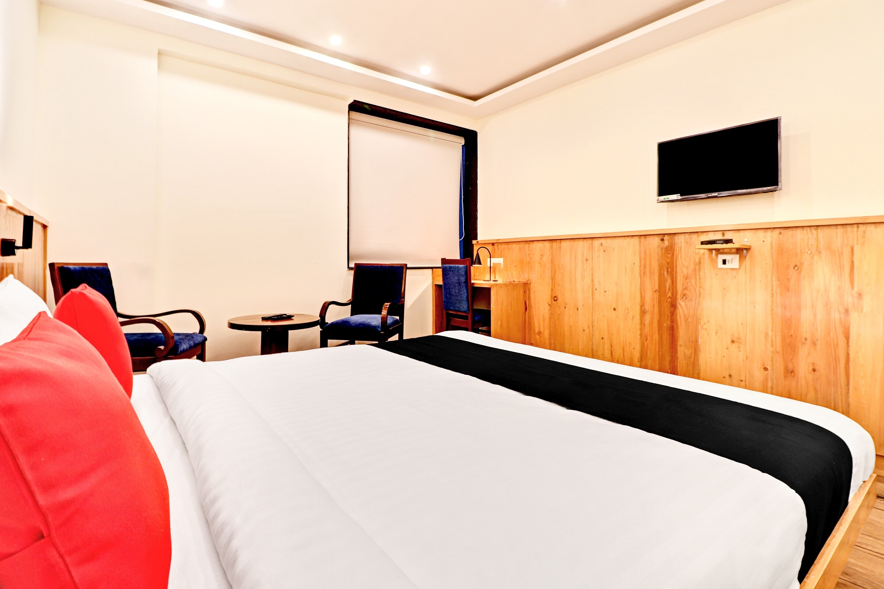 Capital O 33450 Hotel La Prosperite, Bangalore 4