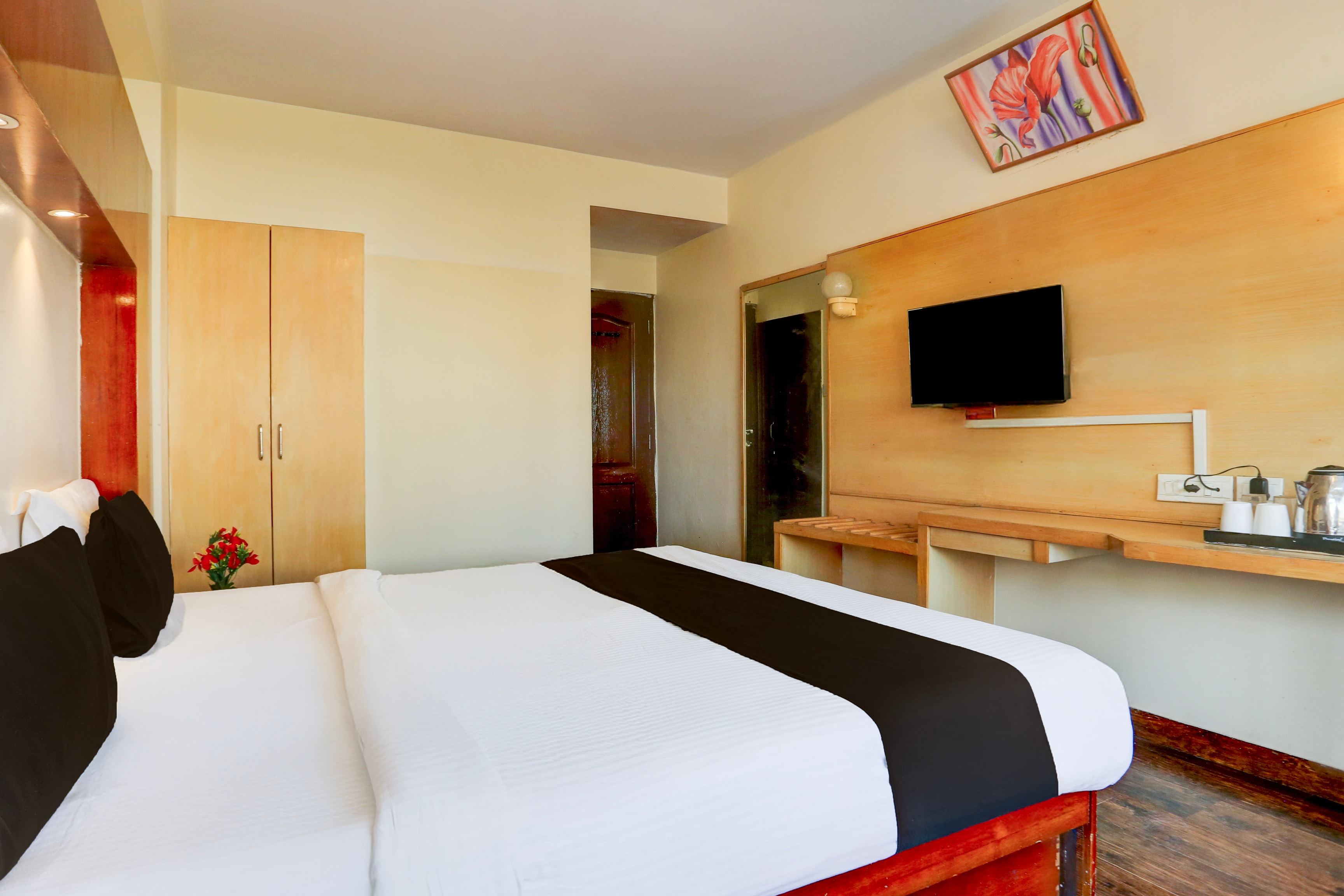 Townhouse Fateh Sagar Formerly Vatika Inn