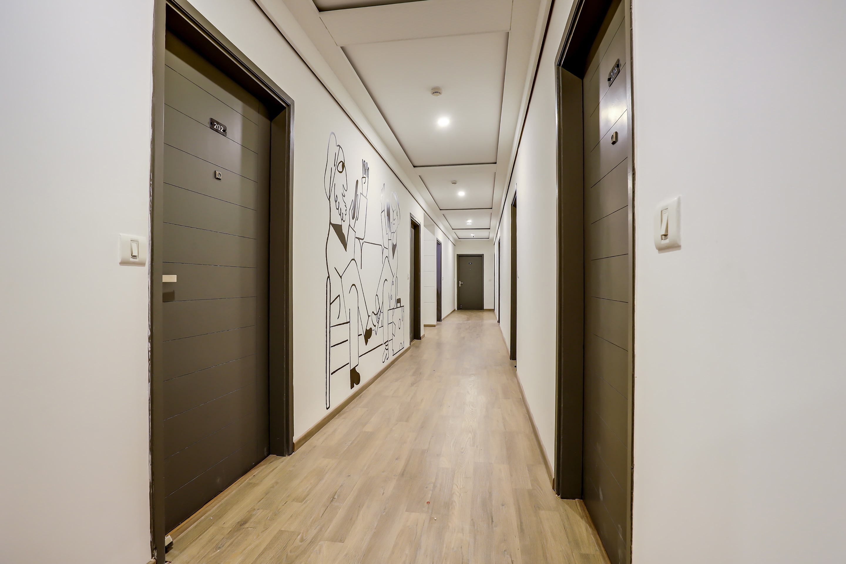 OYO Townhouse 281 Harsh Vihar., New Delhi 2