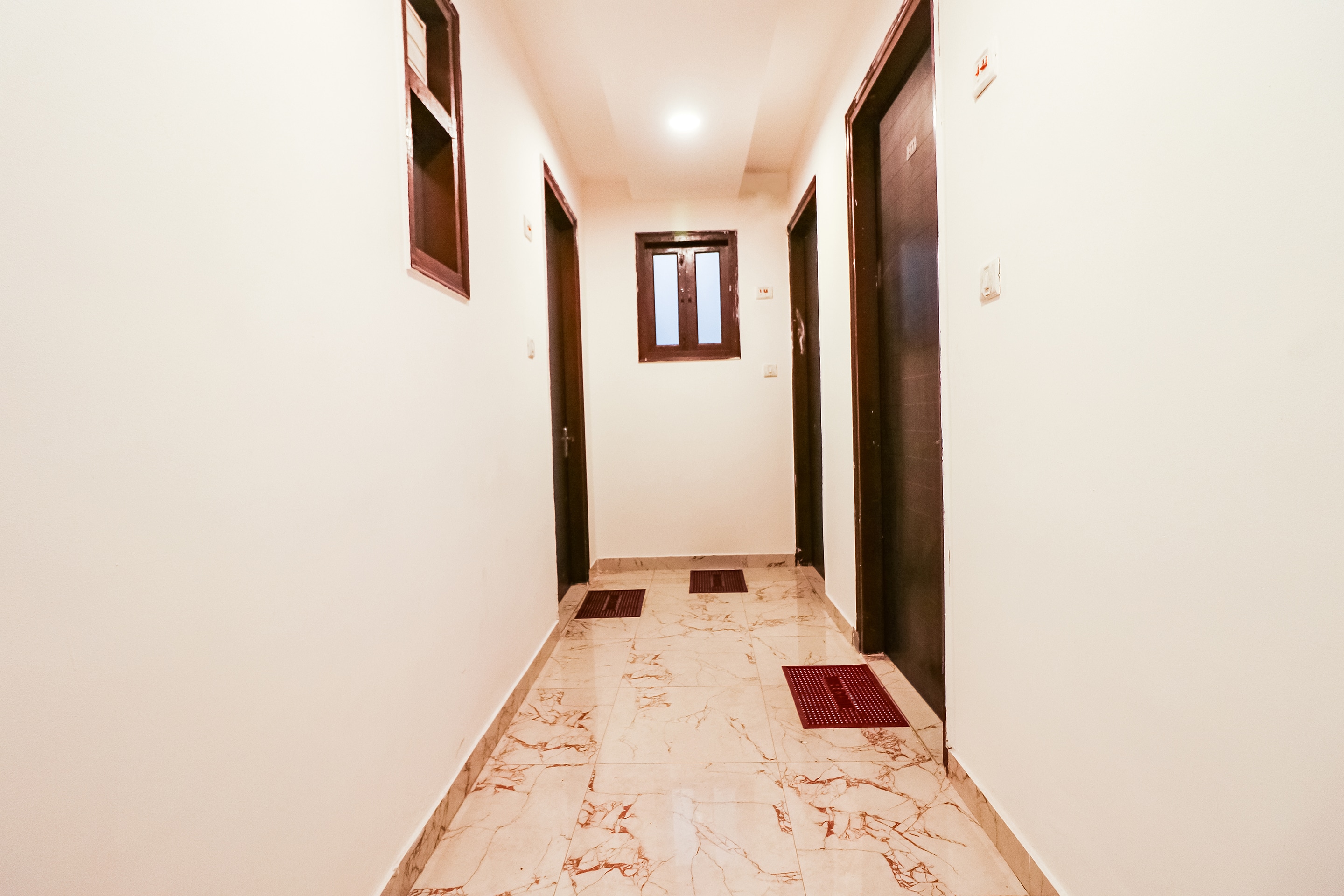 OYO 17389 PP Palace, New Delhi 5