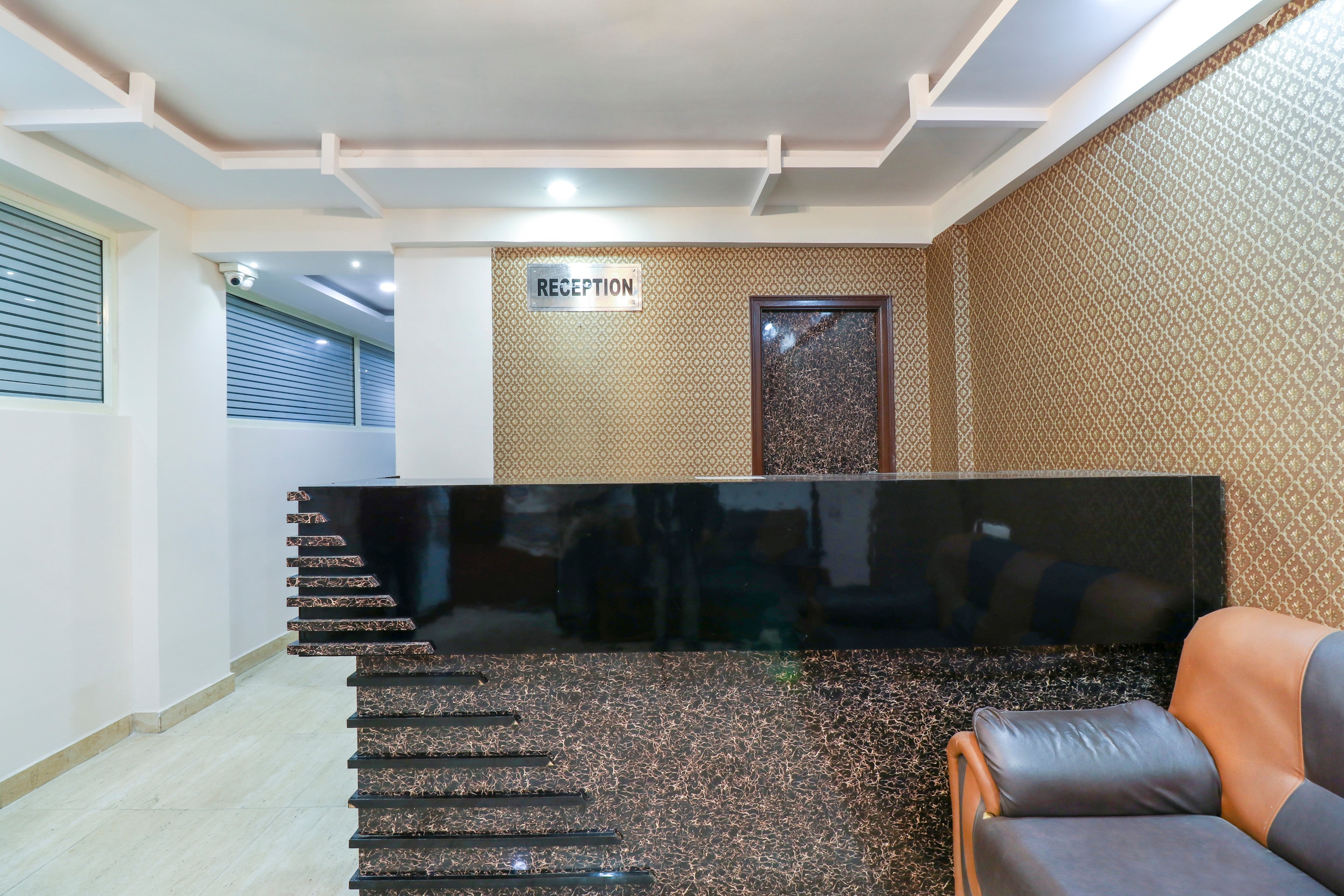 Flagship  69058 Emerald Hotel, Bangalore 4