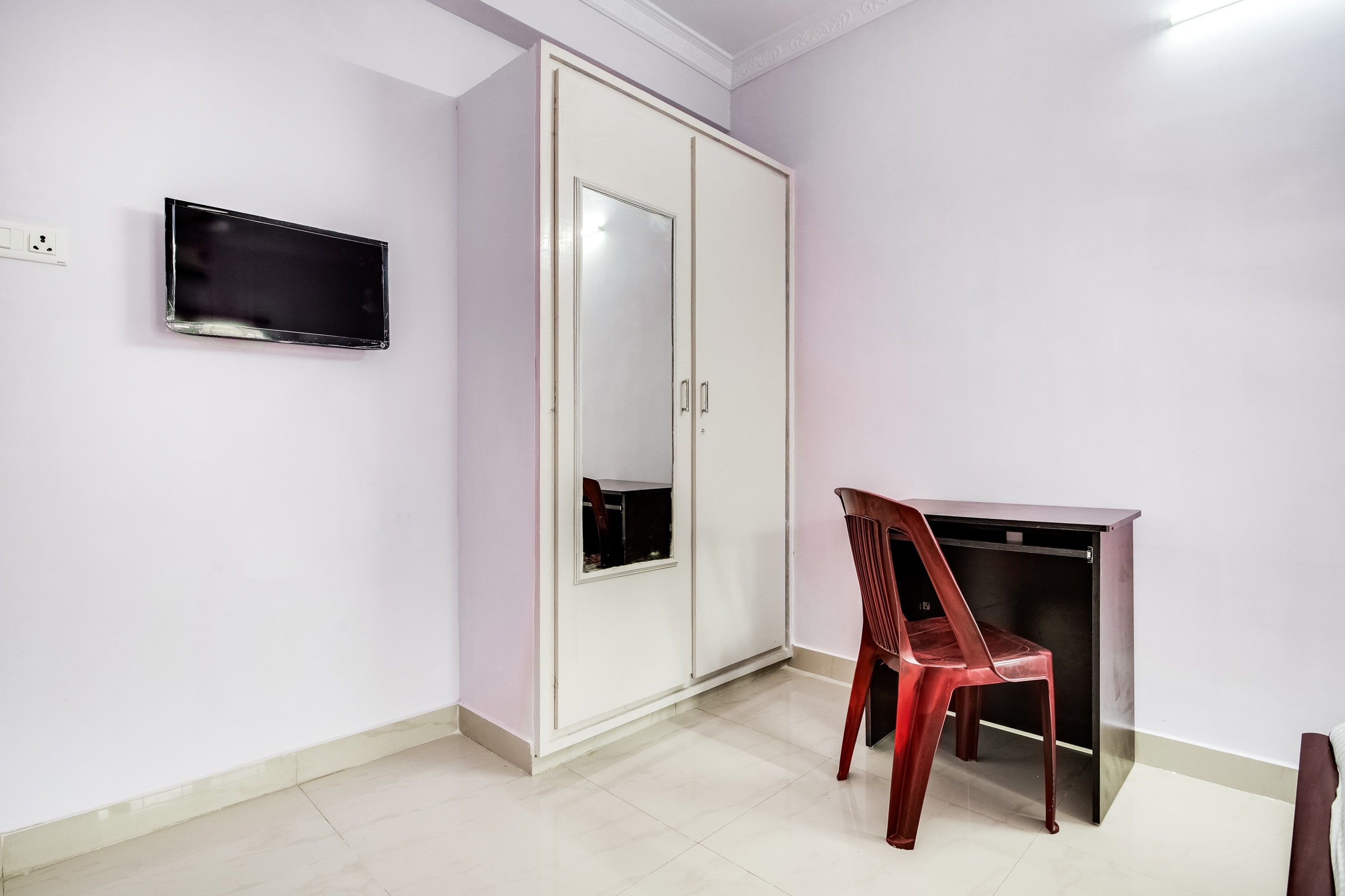 Collection O 48264 Stay Inn Luxury Service Apartments, Kakinada 3