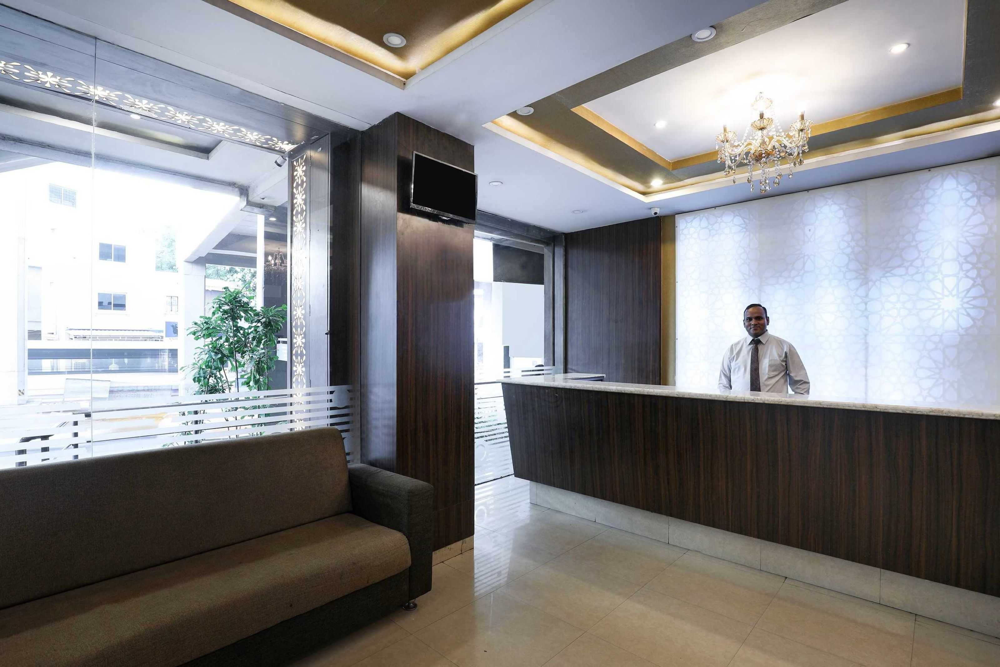 Flagship Grand Sandarshini Inn Near MGBS Bus station, Hyderabad 2