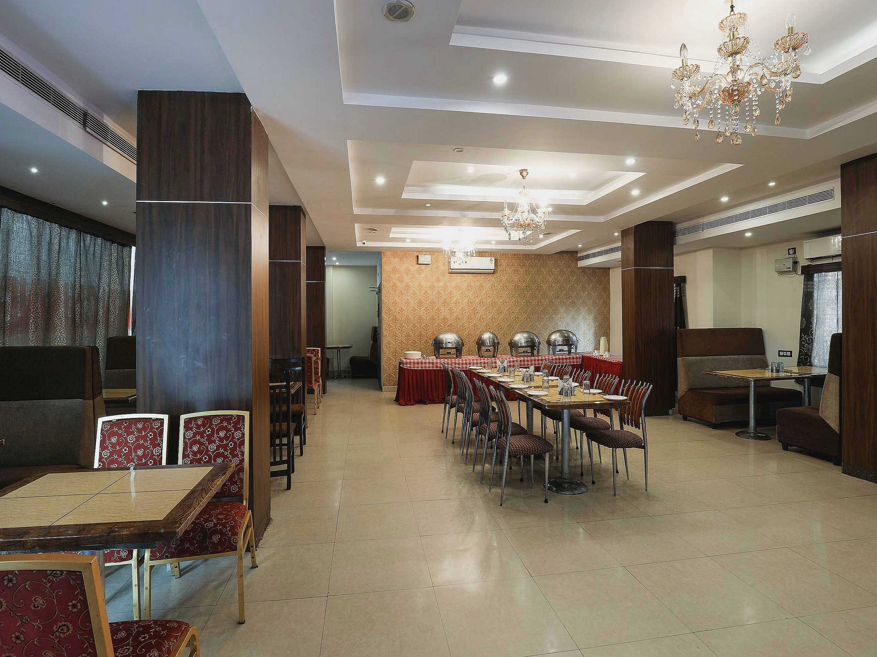 Flagship Grand Sandarshini Inn Near MGBS Bus station, Hyderabad 5